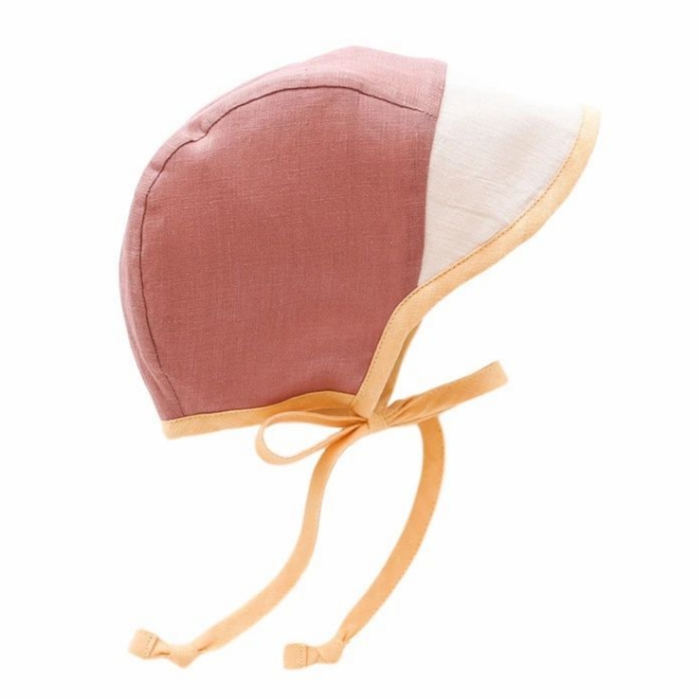 Brimmed guava bonnet